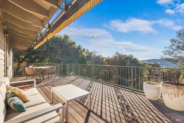 7061 Bennett Valley Rd, Santa Rosa, CA 95404