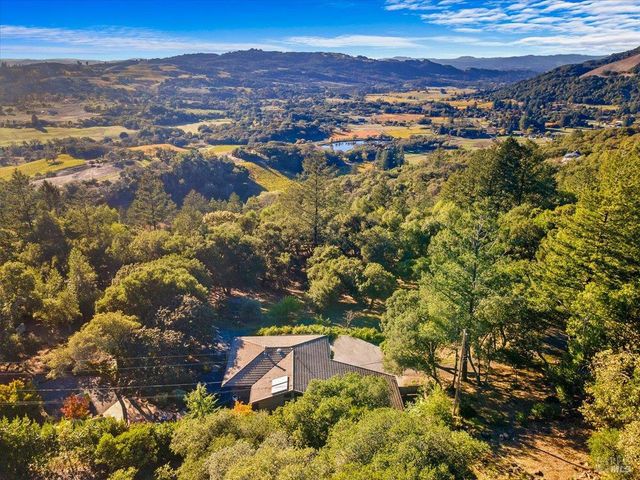 7061 Bennett Valley Rd, Santa Rosa, CA 95404