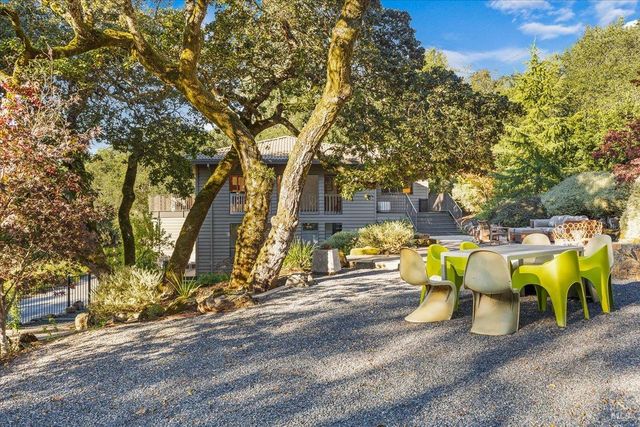 7061 Bennett Valley Rd, Santa Rosa, CA 95404