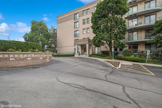 4747 Howard Street 205, Skokie, IL 60076