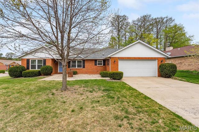 2901 E Main Street, Belleville, IL 62221