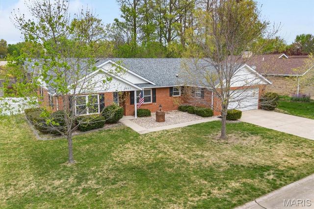 2901 E Main Street, Belleville, IL 62221