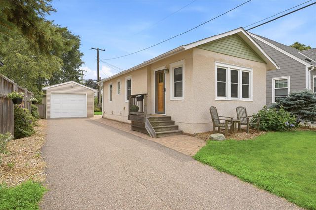 1264 Hoyt Avenue W, Saint Paul, MN 55108