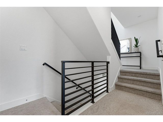 5105 W 38th Ave 8, Denver, CO 80212