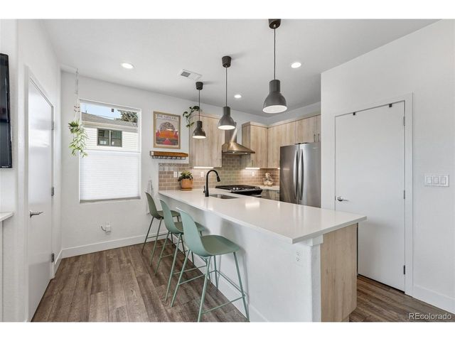 5105 W 38th Ave 8, Denver, CO 80212