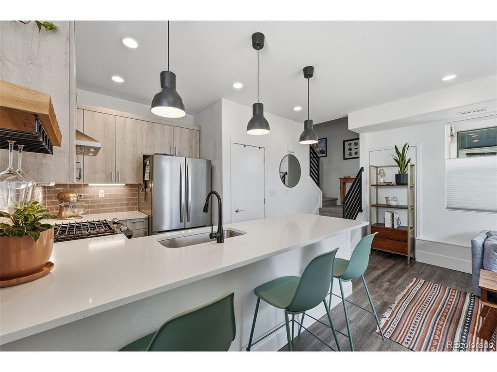 5105 W 38th Ave 8, Denver, CO 80212