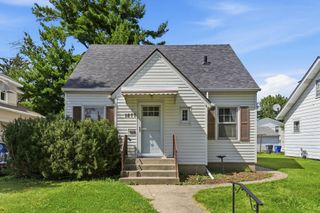 1877 Lacrosse Avenue, Saint Paul, MN 55119