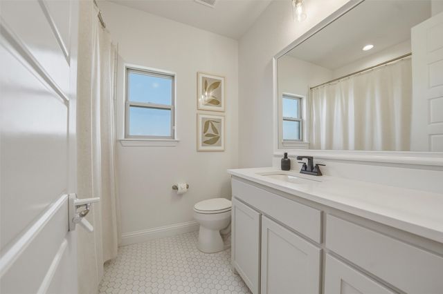 8110 Spanish Hills Drive, Benbrook, TX 76126