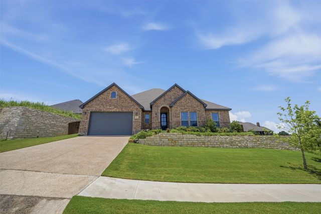 8110 Spanish Hills Drive, Benbrook, TX 76126