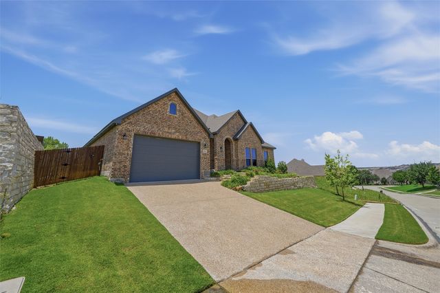 8110 Spanish Hills Drive, Benbrook, TX 76126