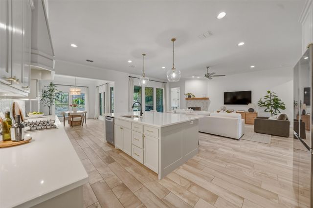 8110 Spanish Hills Drive, Benbrook, TX 76126