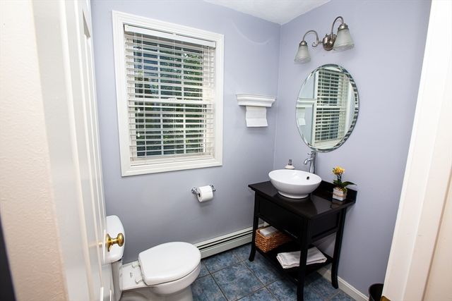41 Christopher Dr, Attleboro, MA 02703