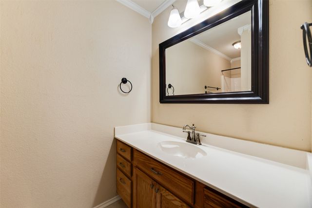 1913 Wahoo Drive, Mansfield, TX 76063