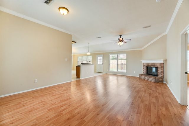 1913 Wahoo Drive, Mansfield, TX 76063