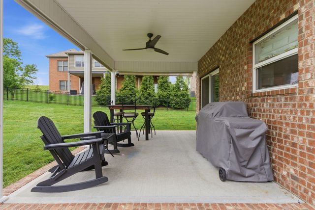 321 Patmore Lane, Nicholasville, KY 40356