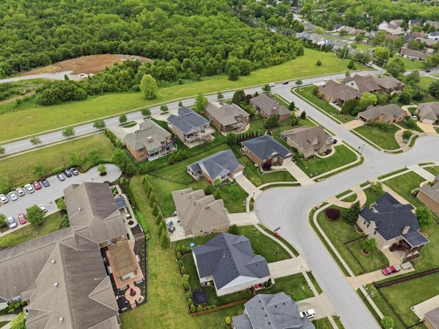 321 Patmore Lane, Nicholasville, KY 40356