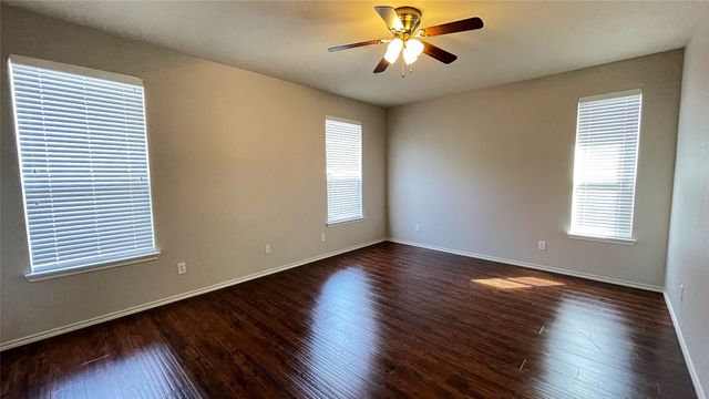 7811 Corona Court, Arlington, TX 76002
