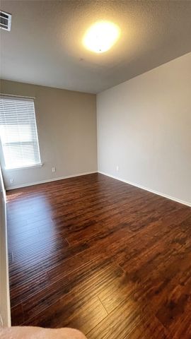 7811 Corona Court, Arlington, TX 76002