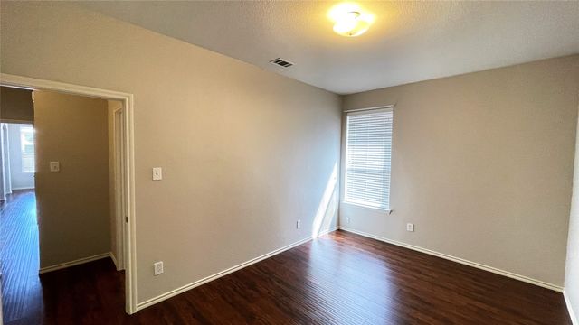 7811 Corona Court, Arlington, TX 76002