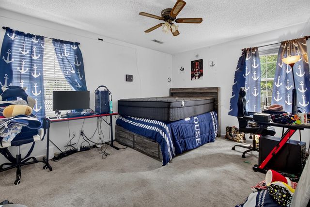 433 Courtland Drive, Summerville, SC 29486