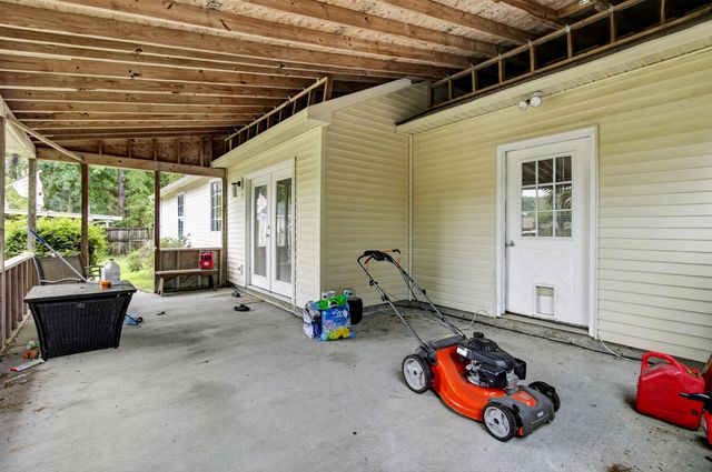 433 Courtland Drive, Summerville, SC 29486