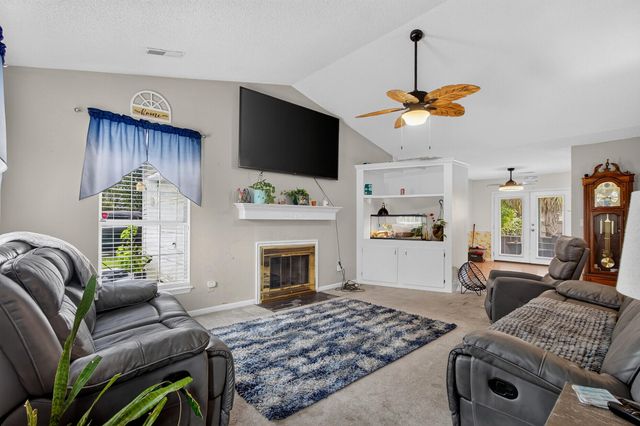 433 Courtland Drive, Summerville, SC 29486