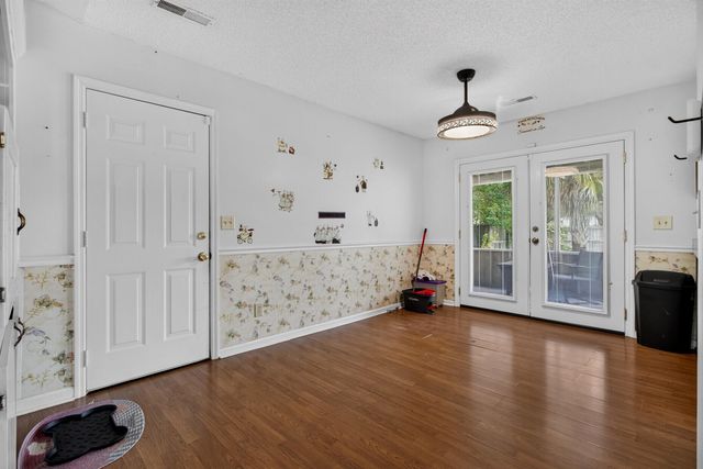 433 Courtland Drive, Summerville, SC 29486
