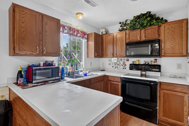 433 Courtland Drive, Summerville, SC 29486