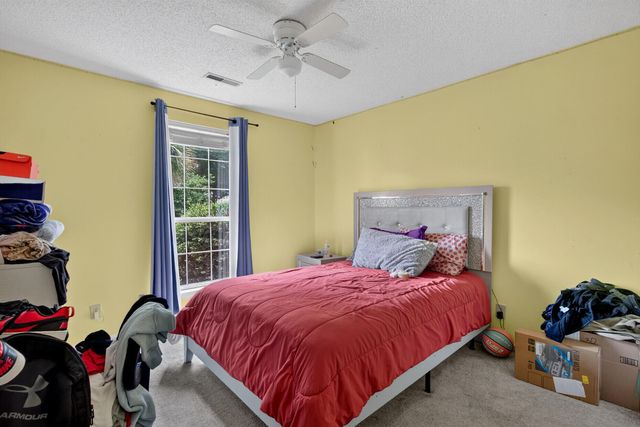 433 Courtland Drive, Summerville, SC 29486