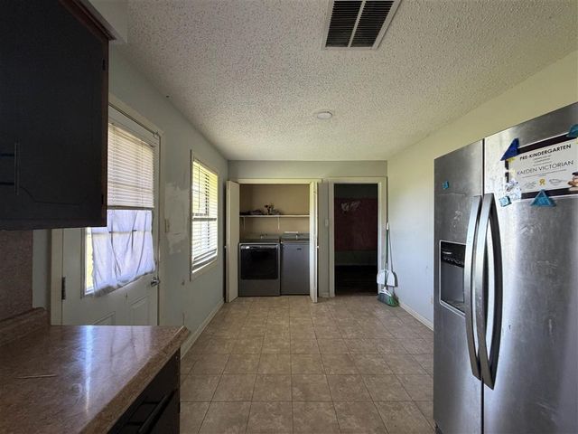 1036 I-10 Mobile Village Road, Lake Charles, LA 70615