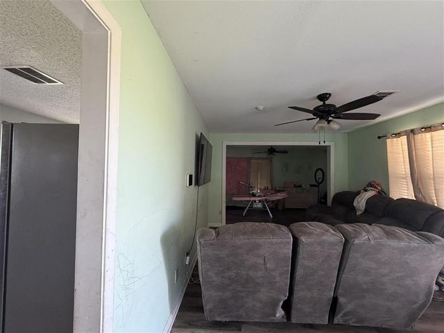 1036 I-10 Mobile Village Road, Lake Charles, LA 70615