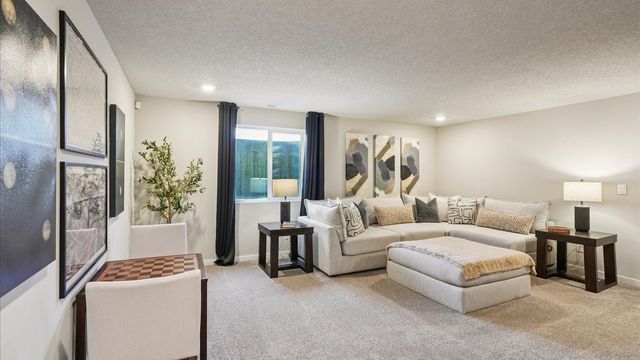 2513 SE Ambrose Drive, West Des Moines, IA 50265