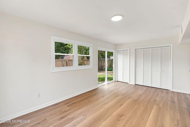 5 Beacon Terrace, Keansburg, NJ 07734