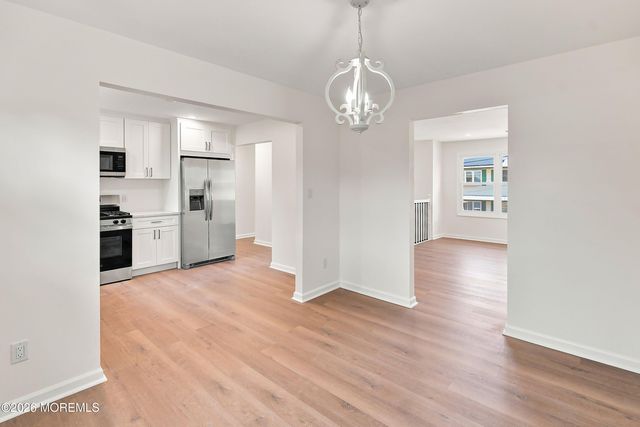 5 Beacon Terrace, Keansburg, NJ 07734