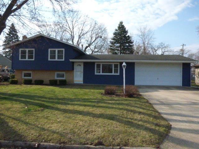 1740 Sumac Court, Beloit, WI 53511