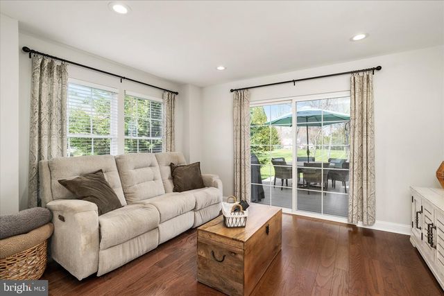 5 WYTHE RD, New Egypt, NJ 08533