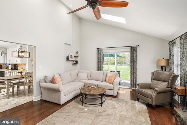 5 WYTHE RD, New Egypt, NJ 08533