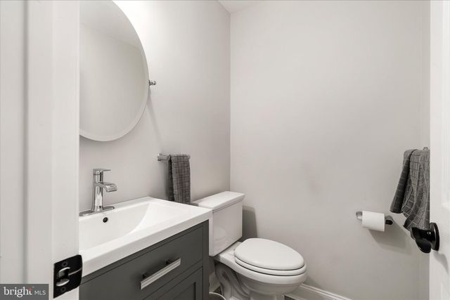 5 WYTHE RD, New Egypt, NJ 08533