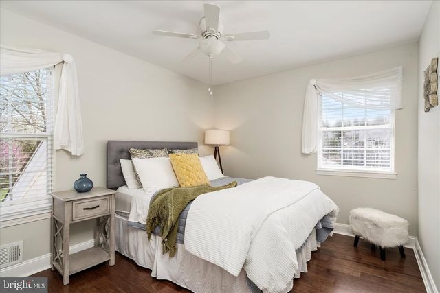 5 WYTHE RD, New Egypt, NJ 08533