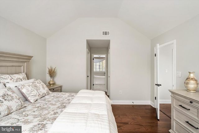 5 WYTHE RD, New Egypt, NJ 08533