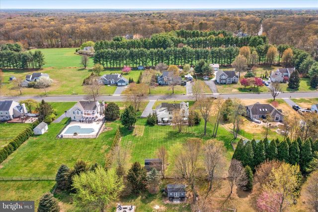 5 WYTHE RD, New Egypt, NJ 08533