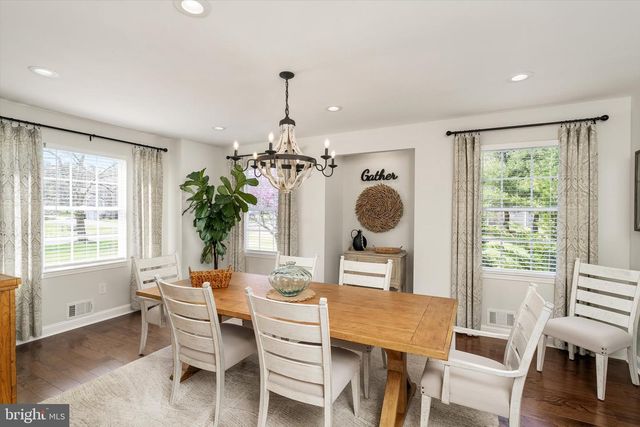 5 WYTHE RD, New Egypt, NJ 08533