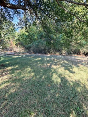 2055 Linear Street, Shreveport, LA 71107