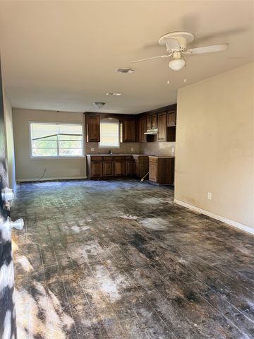 2055 Linear Street, Shreveport, LA 71107