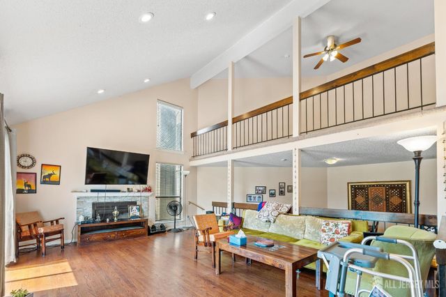 544 Westgate Drive, Edison, NJ 08820