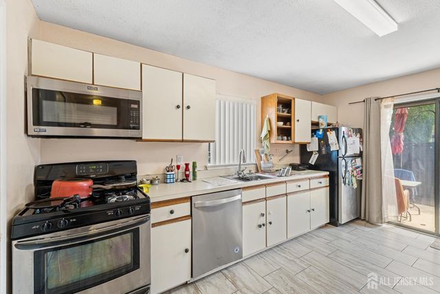 544 Westgate Drive, Edison, NJ 08820