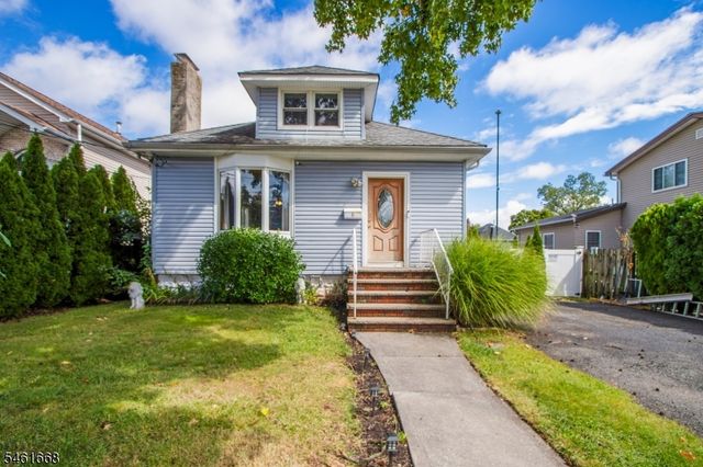 8 Pallant Ave, Linden City, NJ 07036
