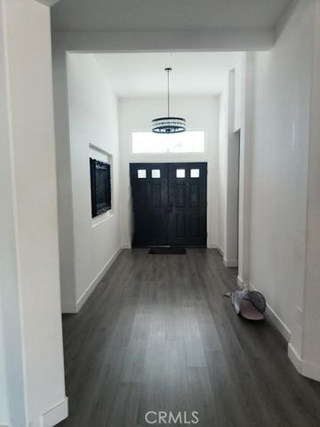 17645 Lemarsh Street, Northridge (los Angeles), CA 91325