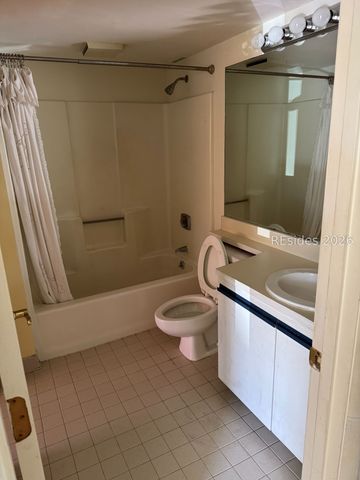 100 Helmsman Way Apt 201, Hilton Head Island, SC 29928