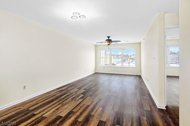 9 Madison Ave 18, Paterson City, NJ 07524